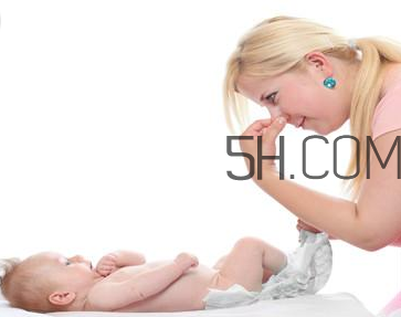 嬰兒不消化怎么辦？嬰兒大便干燥怎么辦？