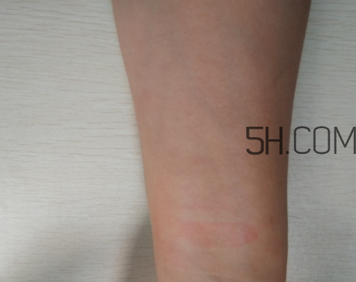 倩碧眼唇卸妝液怎么樣？倩碧眼唇卸妝液好用嗎？