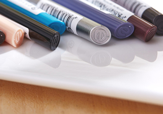 essence眼線筆怎么用？essence眼線筆怎么樣？