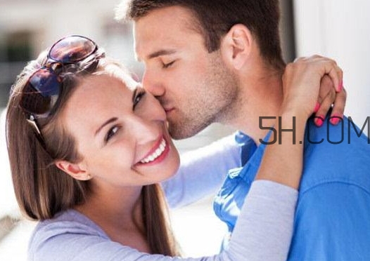 孕晚期性生活的危害 孕晚期同房后胎動(dòng)頻繁 孕晚期性生活的危害 孕晚期同房后胎動(dòng)頻繁