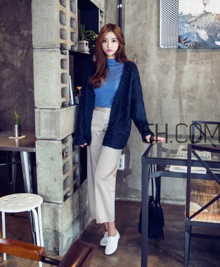 針織開(kāi)衫配什么褲子？針織開(kāi)衫搭配褲子圖片