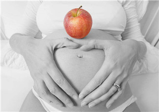 小孩風(fēng)熱感冒怎么辦？小孩子高燒手腳冰涼怎么處理？