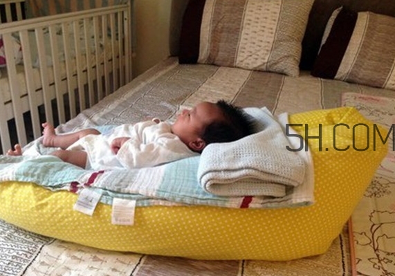 哺乳枕有必要買嗎？哺乳枕有用嗎？