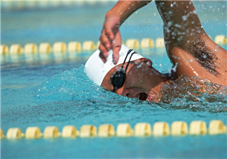 游泳后要滴眼藥水嗎？游泳后馬上吃東西好嗎？