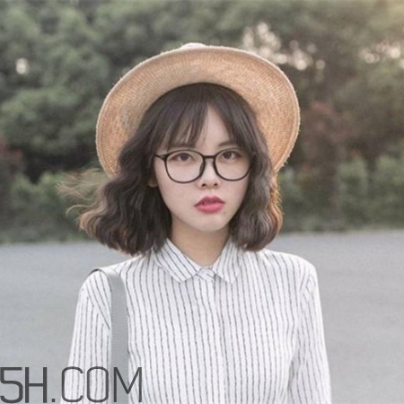 齊肩燙發(fā)圖片大全 齊肩燙發(fā)發(fā)型圖片女 齊肩燙發(fā)圖片大全 齊肩燙發(fā)發(fā)型圖片女