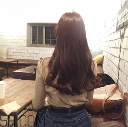 長卷發(fā)發(fā)型圖片女2022 長卷發(fā)圖片女神范 長卷發(fā)發(fā)型圖片女2022 長卷發(fā)圖片女神范