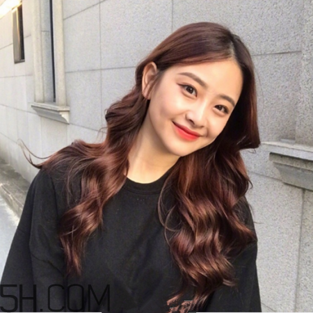 長卷發(fā)發(fā)型圖片女2022 長卷發(fā)圖片女神范 長卷發(fā)發(fā)型圖片女2022 長卷發(fā)圖片女神范