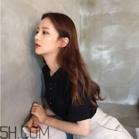 長卷發(fā)發(fā)型圖片女2022 長卷發(fā)圖片女神范 長卷發(fā)發(fā)型圖片女2022 長卷發(fā)圖片女神范