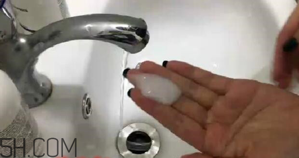 elta md洗面奶真假怎么辨別_對(duì)比圖 elta md洗面奶真假怎么辨別_對(duì)比圖