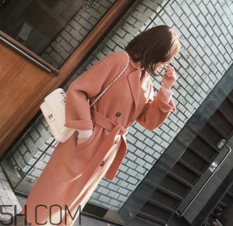 羊絨大衣縮水能恢復(fù)嗎？羊絨大衣縮水了怎么恢復(fù)原狀？