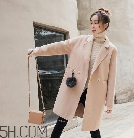 羊絨大衣會起靜電嗎？羊絨大衣起靜電怎么辦？