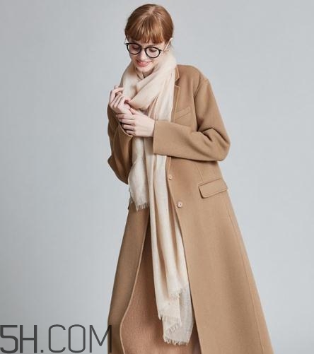 羊毛大衣掉色正常嗎？羊毛大衣掉色怎么辦？