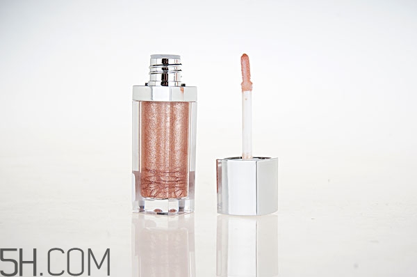 冬天用口紅還是唇釉 冬天適合口紅還是唇釉 冬天用口紅還是唇釉 冬天適合口紅還是唇釉