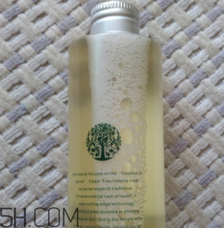 香柏樹德國洋甘菊純露怎么樣 洋甘菊純露怎么用 香柏樹德國洋甘菊純露怎么樣 洋甘菊純露怎么用