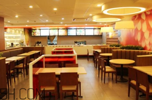 開麻辣香鍋都需要什么設(shè)備？麻辣香鍋什么人不能吃