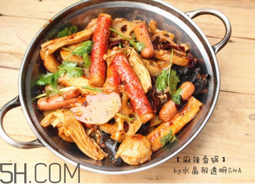 開麻辣香鍋都需要什么設(shè)備？麻辣香鍋什么人不能吃