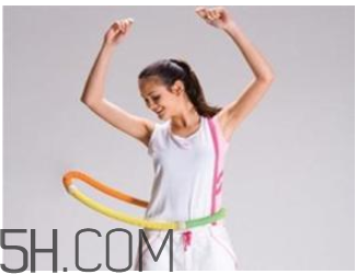 轉(zhuǎn)呼啦圈多久能減肥？呼啦圈能減腹部贅肉嗎？