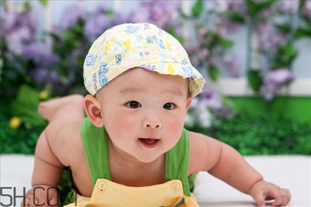 寶寶出生10天拉肚子怎么辦 8招不吃藥的方法 寶寶出生10天拉肚子怎么辦 8招不吃藥的方法