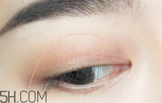 蜜桃約會(huì)妝怎么畫(huà)_橘色約會(huì)妝容教程 蜜桃約會(huì)妝怎么畫(huà)_橘色約會(huì)妝容教程