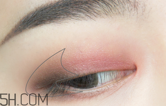 蜜桃約會(huì)妝怎么畫(huà)_橘色約會(huì)妝容教程 蜜桃約會(huì)妝怎么畫(huà)_橘色約會(huì)妝容教程