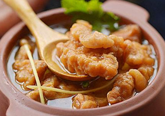 一斤肉做酥肉要放多少個(gè)雞蛋淀粉？酥肉的營養(yǎng)價(jià)值