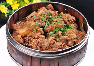 粉蒸肉五花肉怎么腌制？做粉蒸肉的肉要去皮嗎