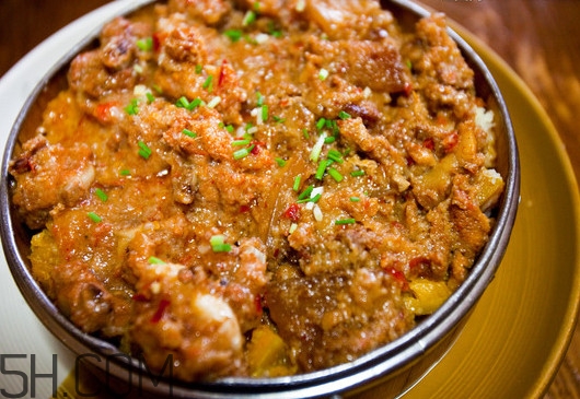 粉蒸肉五花肉怎么腌制？做粉蒸肉的肉要去皮嗎