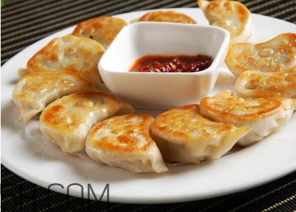 怎么用速凍餃子做煎餃？沒(méi)有平底鍋怎么做煎餃