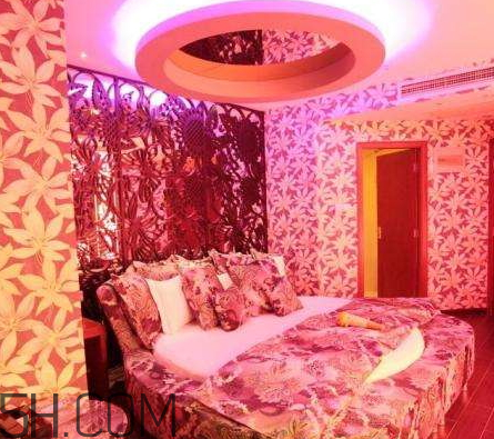 水床為什么是情趣床 水床為什么會增加情趣 水床為什么是情趣床 水床為什么會增加情趣