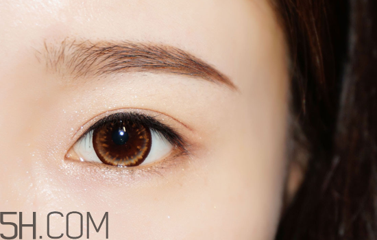 國(guó)產(chǎn)彩妝排行榜前十名 新手化妝詳細(xì)步驟和技巧圖解 國(guó)產(chǎn)彩妝排行榜前十名 新手化妝詳細(xì)步驟和技巧圖解