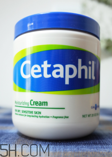 絲塔芙致潤(rùn)保濕霜怎么樣？絲塔芙致潤(rùn)保濕霜好用嗎？