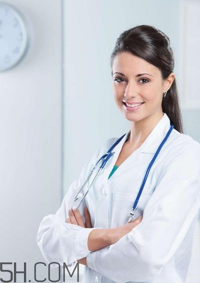 水痘會(huì)傳染嗎？水痘會(huì)留疤嗎？