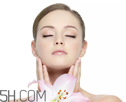 清潔面膜排行榜前十 敷面膜時(shí)有哪些注意事項(xiàng) 清潔面膜排行榜前十 敷面膜時(shí)有哪些注意事項(xiàng)