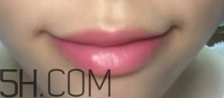 小蜜蜂唇膏筆怎么樣？小蜜蜂唇膏筆好用嗎？