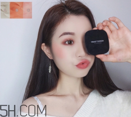 腮紅怎么打顯臉小 不同臉型怎么畫(huà)腮紅顯臉小 腮紅怎么打顯臉小 不同臉型怎么畫(huà)腮紅顯臉小