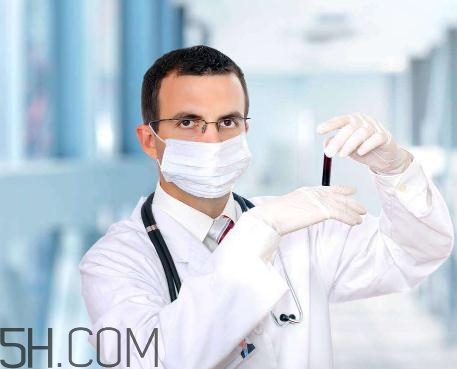 精索靜脈曲張可以穿牛仔褲嗎？精索靜脈曲張可以泡腳嗎？