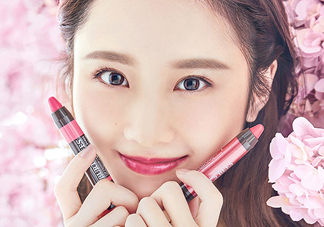 小蜜蜂唇膏筆怎么樣？小蜜蜂唇膏筆好用嗎？