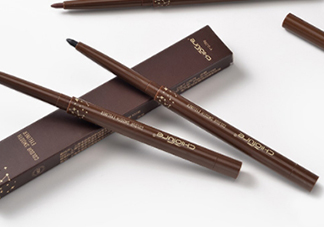 稚優(yōu)泉眼線膠筆好用嗎？稚優(yōu)泉眼線膠筆和眼線液筆哪個(gè)好