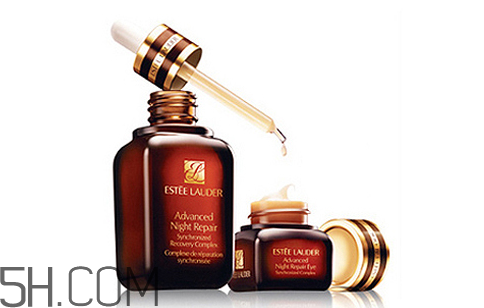 雅詩蘭黛小棕瓶眼霜使用方法 sk2眼霜和雅詩蘭黛小棕瓶眼霜哪個好 雅詩蘭黛小棕瓶眼霜使用方法 sk2眼霜和雅詩蘭黛小棕瓶眼霜哪個好