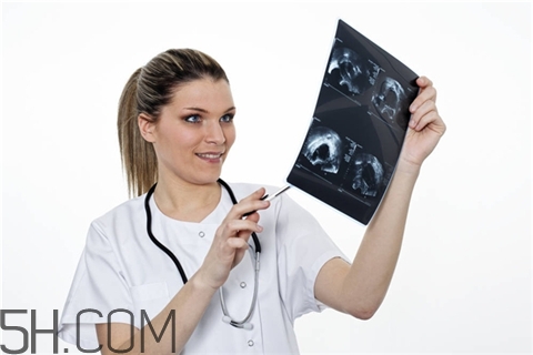 牙周炎需要吃藥嗎？牙周炎需要忌口嗎？