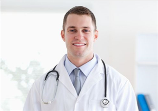 牙周炎跟腎虛有關(guān)系嗎？牙周炎跟上火有關(guān)系嗎？