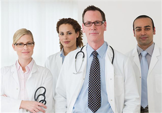 牙周炎需要吃藥嗎？牙周炎需要忌口嗎？