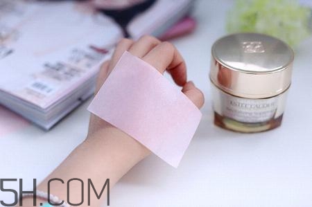 雅詩蘭黛多效智妍面霜使用評價 雅詩蘭黛多效智妍面霜使用方法和步驟 雅詩蘭黛多效智妍面霜使用評價 雅詩蘭黛多效智妍面霜使用方法和步驟