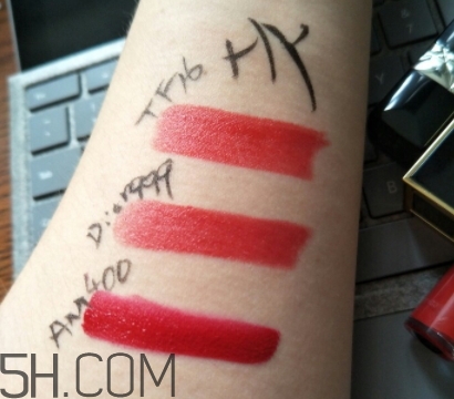 迪奧999和tf16哪個(gè)好？tom ford黑管16和迪奧999對(duì)比