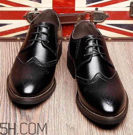 皮鞋掉皮了如何補(bǔ)救？皮鞋掉漆怎么修補(bǔ)？