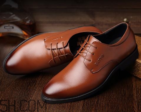 皮鞋掉色染襪子怎么辦？皮鞋掉色了如何補(bǔ)救？