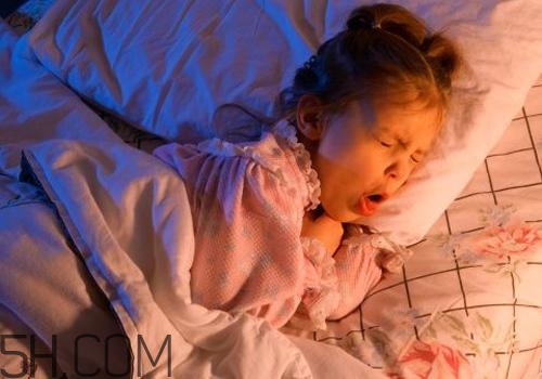 小孩咳嗽是什么原因？小孩咳嗽吃什么好？