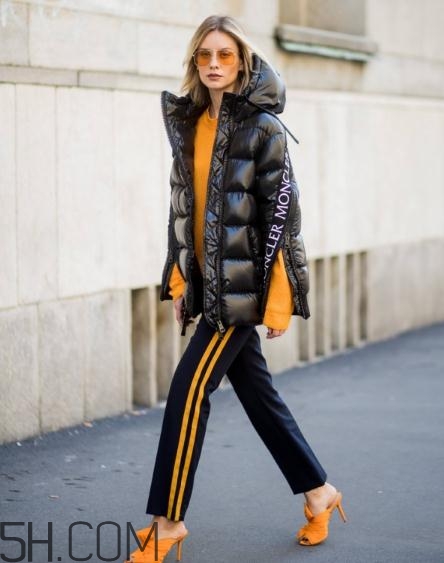 冬天運(yùn)動(dòng)褲配什么上衣？冬天穿運(yùn)動(dòng)褲怎么搭配？