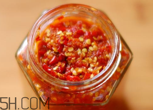 辣椒醬可以放冰箱嗎 開(kāi)封的辣椒醬能放多久 辣椒醬可以放冰箱嗎 開(kāi)封的辣椒醬能放多久