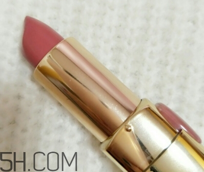 歐萊雅紛澤唇膏bp301是什么顏色？歐萊雅唇膏bp301試色